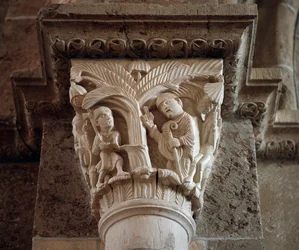 Der heilige Martin befiehlt, einen geweihten Baum zu fällen (geschnitztes Kapitell)