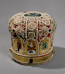 Mitrenkrone mit Perlen und Edelsteinen besetzt, 17. Jahrhundert
