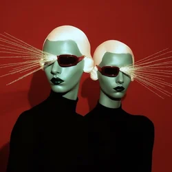 Futuristische Mode-Schaufensterpuppen