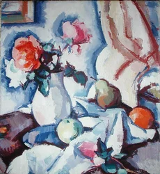 Rosen in einer weißen Vase