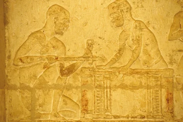 Altes Ägypten, Wandmalerei/Schnitzerei, Grab von Petosiris, Tuna el-Gebel, 300 v. Chr., Zimmerleute bei der Arbeit