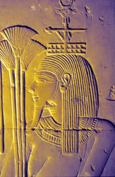 Altes Ägypten, Wandmalerei/-schnitzerei, Nilgott bringt Opfergaben von Lotusblüten, Tempel von Seti I, Abydos