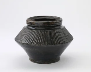 Krug, Tachikui, Präfektur Hyogo, Edo-Periode, spätes 18. bis mittleres 19. Jahrhundert