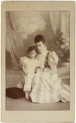 Großherzogin Xenia Alexandrowna von Russland mit Tochter Irina, um 1882