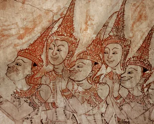 Detail der Wandmalereien, die himmlische Gottheiten zeigen, aus der späten Ayutthaya-Periode