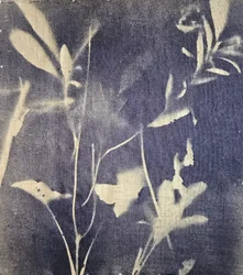 Botanische Blautöne im Vintage-Stil