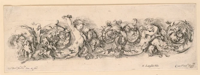 Ornamente von Friesen und Laubwerk