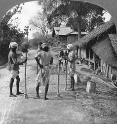 Straßenreparatur, Bhamo, Burma, 1908