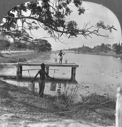 Westseite der Festung, mit dem Graben, Mandalay, Burma, 1908