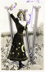W: Liane De Pougy, Tänzerin und Kurtisane aus der Belle Époque - Alphabet in Postkarte