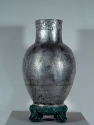 Mesopotamien: Entemena-Vase aus Silber mit Motiven und Keilschrift