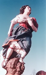 Galionsfigur von unbekanntem Segelschiff, Mitte des 18. Jahrhunderts (bemaltes Holz)