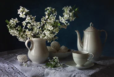 Weiße Blüten Teezeit