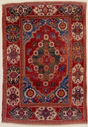 Ein transsilvanischer Teppich mit Blumenmotiven auf rotem Hintergrund, spätes 17. Jahrhundert