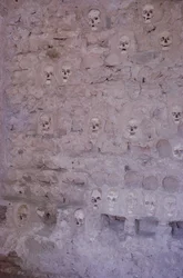 Der Turm der Schädel