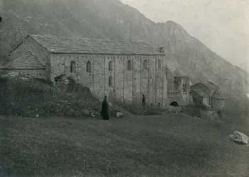 Abtei San Pietro al Monte, Civate, Lombardei, Italien, Fotografie von Ugo Monneret de Villard, um 1910