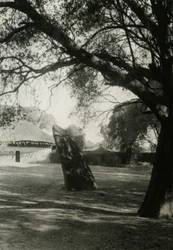 Stele in Axum, Äthiopien, Fotografie von Ugo Monneret de Villard, ca. 1937