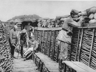 Ein deutscher Schützengraben, Erster Weltkrieg, 1915