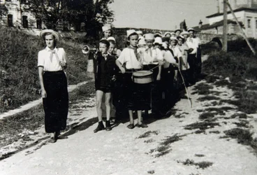 Eine Pioniergruppe im All-Union Young Pioneer Camp Artek, Gurzuf, Krim, UdSSR, 1930er Jahre