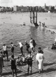 Schwimmbecken, Dinard, Bretagne, Frankreich, 20. Jahrhundert