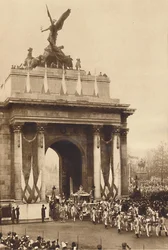Unter der Quadriga, 12. Mai 1937