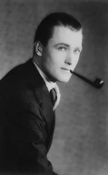 Brian Aherne, englischer Schauspieler