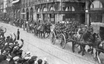 Britische Pferdeartillerie in Rouen, Frankreich, August 1914, 1926