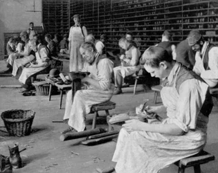 Schuhmacherwerkstatt, Earlswood Asylum, Reigate, 1904
