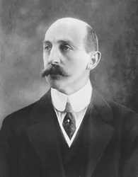 Col. Chaloner, M.P., 1911