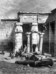 Hof mit Überresten einer christlichen Kirche, Medinet-Habou