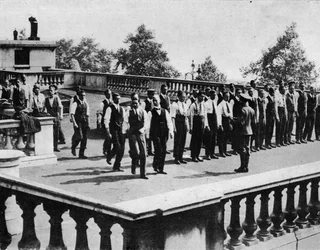 Rekrutenübungen auf dem Dach des Somerset House, London, 1914