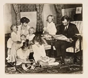 Kaiser Karl I. und seine Familie im Exil, 1920er Jahre