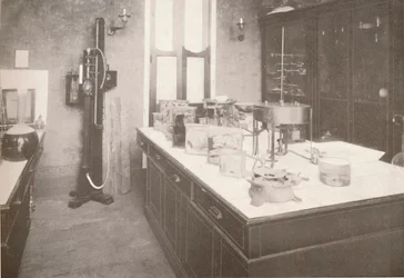 Untersuchungslabor des gerichtsmedizinischen Dienstes, 1914