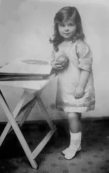 Großherzogin Kira Kirillovna von Russland, ca. 1912