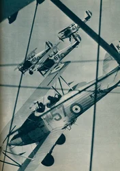 Hawker Hart Doppeldecker im Formationsflug, ca. 1936-1937