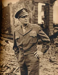 Er führte unsere Befreiungsarmeen zum Sieg, 1945