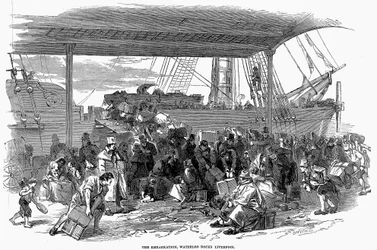 Irische Auswanderer, die in Waterloo Docks, Liverpool, nach Amerika einschiffen, 1850