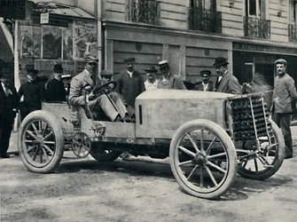 Jarrott vor dem Beginn des Rennens des Todes, 1937