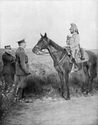 Joseph Joffre, Lord Kitchener und General Baratier, Frankreich, Erster Weltkrieg, 16. August 1915