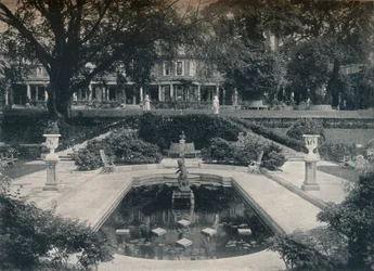 Lilienbecken und Westfront, The Hill, Hampstead Heath, ca. 1900