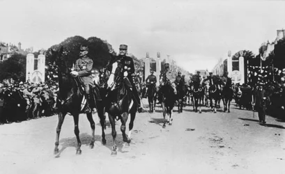 Marschälle Foch und Joffre während der großen Siegesparade, Paris, Frankreich, 14. Juli 1919