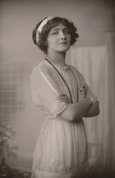 Miss Lily Elsie, 1886-1962, als Alice in der Dollarprinzessin, ca. 1930