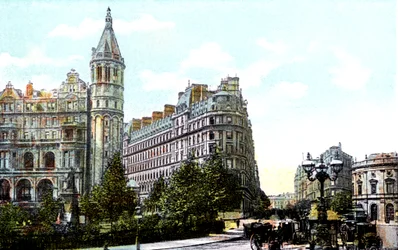 Northumberland Avenue, London, 20. Jahrhundert