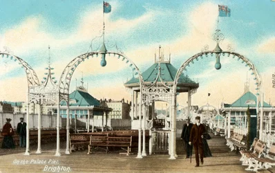 Auf dem Palace Pier, Brighton, Sussex, ca. 1900er