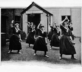 Körperliche Übungen im Canning Town Women