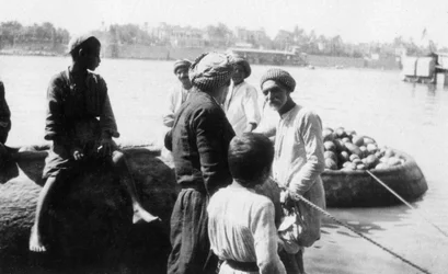 Flussboote beladen mit Melonen, Tigris, Bagdad, Irak