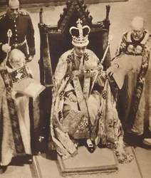 Bekleidet und gekrönt, 12. Mai 1937