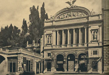 Rom - Via Nazionale. Nationales Schauspielhaus und Villa Colonna, 1910