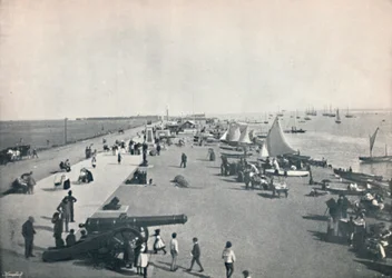 Southsea - Gesamtansicht des Strandes, 1895