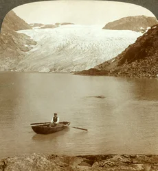 Strom aus festem Eis, Hardanger-Gletscher und See, wo er schmilzt, Norwegen, um 1905